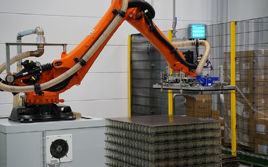 KOCH_Gläserdepalettierung_Nahrungsmittel_800x500px.jpg
