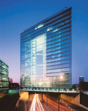 Düsseldorf Regus Center Stadttor.jpg