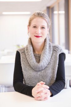 Nina Völker.jpg