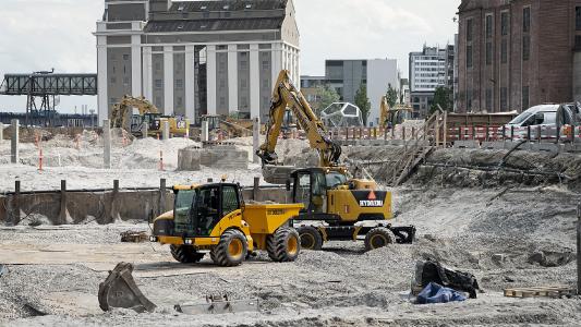 HYDREMA ist auch auf deutschen Baustellen schon lange kein unbekanntes Wesen. Wie schon seit vielen Jahrzehnten in Skandinavien erkennen zunehmend auch deutsche Unternehmer die Vorteile, die sie auf den Baustellen mit diesen Maschinen für sich gewinnen