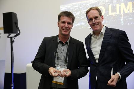 FKOM16_BCN_Partner_Excellent_Award_EMEA&MEE_2311.jpg