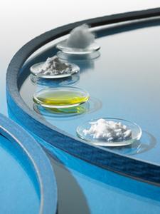 The CONTI-V® PIONEER V-belt is the winner of the special prize from the Association for Innovation in German Industry (IDWI) awarded at the “Alternative Drive Technology 2010” Future Prizes ceremony. It is composed largely of renewable raw materials.