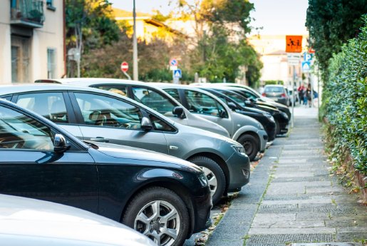 Parkplatz-©-Andreaphoto-stock.adobe_.com_.jpeg