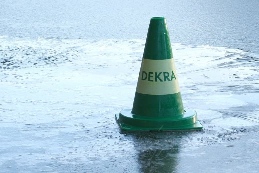 DEKRA Unfall Pressebild.jpg