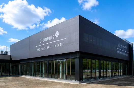 MODERNE TEXTILFASSADE CORDES & GRAEFE.jpg