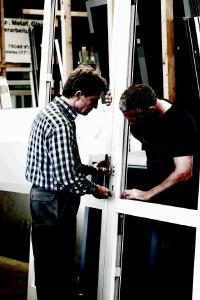 ASSA ABLOY bietet Profis ein breit gefächertes Sortiment für jede Türsituation, schnell verfügbar und einfach in der Montage / Foto: ASSA ABLOY Sicherheitstechnik GmbH