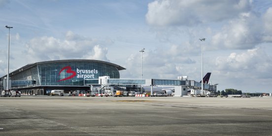 Brussels Airport pier a.jpg