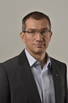 Stephane_Chomienne_OMRON.jpg