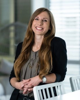 Katharina Pietschnig - Geschäftsführerin Natuvion Österreich - stehend.jpg