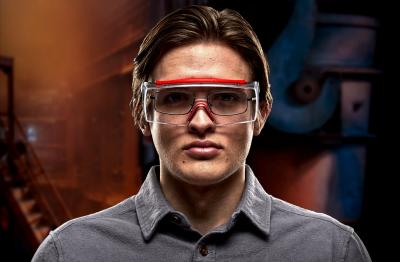 Mit der patentierten 3M Bügeldruckverteilungstechnologie bietet die neue Überbrillenserie hohen Tragekomfort für den ganzen Tag (Foto: 3M)