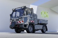 Der neue Multicar M31 ZE: 100 % Leistungsstärke, 0 % Emissionen. Vollelektrischer, multifunktionaler Lasten- und Geräteträger der 6-t-Klasse. Verfügbar ab Ende 2024