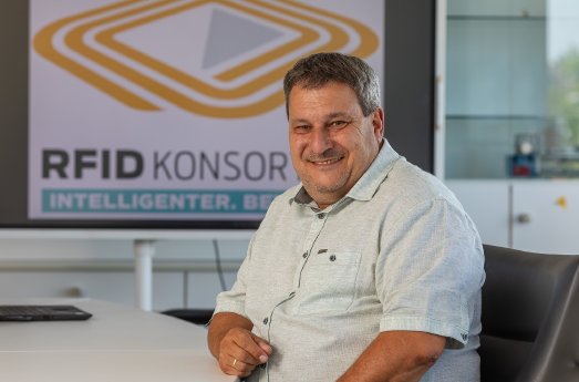 Bild_Tino Steickert_Fotograf Ralph Hoppe.jpeg