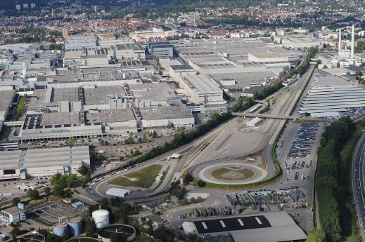 Mercedes Sindelfingen_von oben_gekauft.jpg