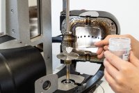 The rheometer provides valuable information on the flow properties of plastics. (Photo: Luca Hoffmannbeck, SKZ) 