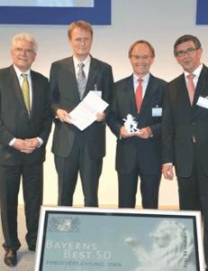 v.l.n.r. Staatsminister Martin Zeil, Dr. Klaus Eder, Hans Berner, Ralf Broschulat (Ernst&Young) / SX Heuser