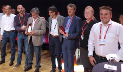 Von links nach rechts: Werner Knoblich, Senior Vice President und General Manager, RedHat EMEA, Roberto Pezzoni, Business Development Manager Software, Avnet Italien, Antonino Gazzella Sales Director, Avnet Italien, Andrea Massari, Country Manager, Avnet Italien, Marco Aschenbrenner, Business Development Manager Red Hat, Software Avnet Deutschland