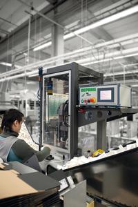 Licht an: DEPRAG Schraubtechnik spart bei NIKO 40 Prozent Fertigungskosten