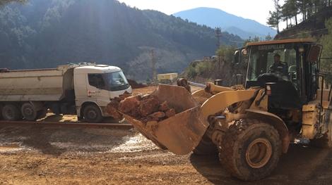 Erzverladung auf der Zinkmine Pinargozu; Foto: Pasinex Resources
