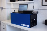 ODIN - 深紫外ラマン分光装置：複雑な生物物質のこれまでにないラマン解析が可能な、コンパクトで付属品不要の装置です。