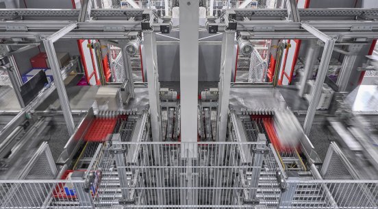 _4_WITRON_Axfood_OPM Picking.jpg