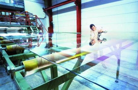 Exolon Group: Hersteller von extrudierten Steg- und Massivplatten.