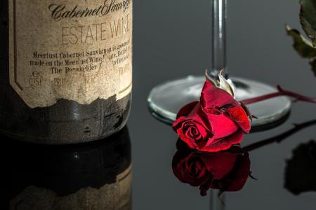 Bei einem Glas Wein kann man den Abend ruhig ausklingen lassen...