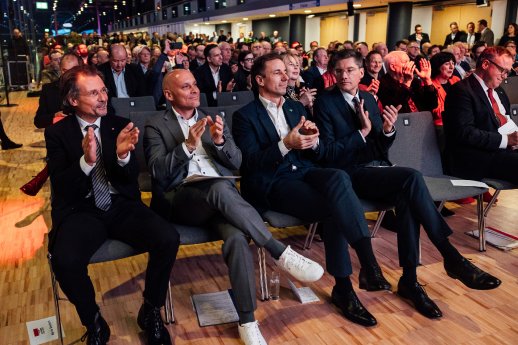 260122_ame-opening-068 (c)viveart.jpg