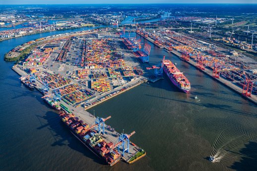 Hamburg_Waltershof__Burchardkai_Containerschiff_One_Triumph_ELS_3488190925.jpg
