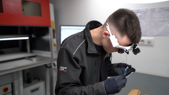 Quality check_engraving .png