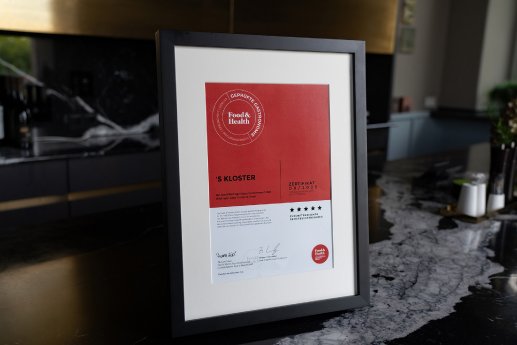 jr-raedlinger-auszeichnung-kloster-food-and-health-siegel-urkunde.jpg
