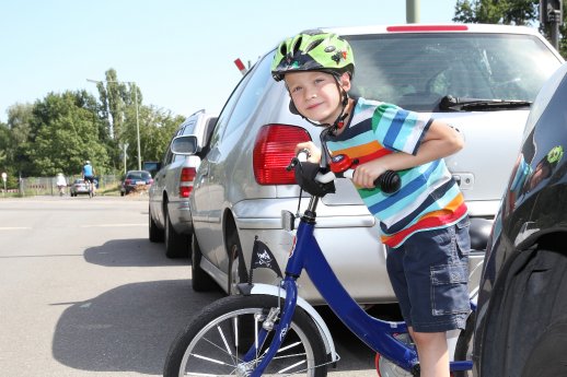 Novalnet födert Sicherheit für Kinder im Straßenverkehr.jpeg