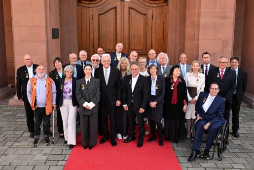 250509_Verdienstorden_BW_01__StaatsministeriumBadenWürttemberg  Franziska Kraufmann.jpg