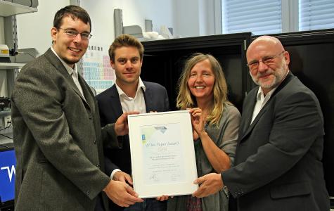 Paper Award Gold: The winner team of the Paper Award Gold 2019 receives the certificate. From left to right: Co-author Peter Bock, first author Martin Felhofer, senior author Notburga Gierlinger and WITec sales manager Thomas Olschewski.