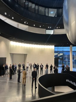 PM 168 VV FührungDIS.jpg