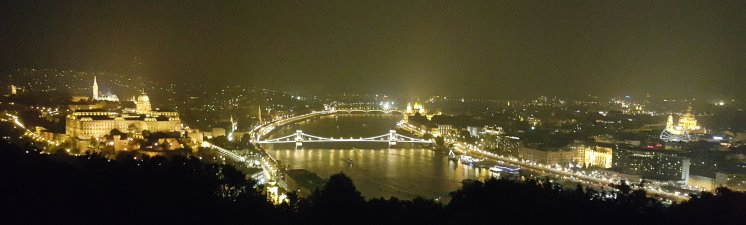 Budapest_at_night.jpg