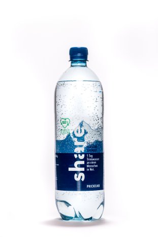 share water bottle 1  © Victor Strasse.jpg