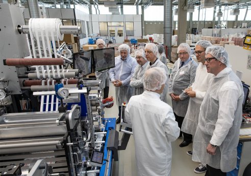 sgr-dorfen-spatenstich-produktion.jpg
