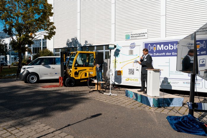 Pressefoto_eMobiGrid_BerndZeilmann-Richter-RW_copy-mohr-GmbH.jpg