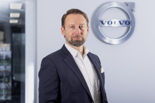 Volvo-Trucks_Christoph-Fitz_Director-Sales_GER_02.jpg