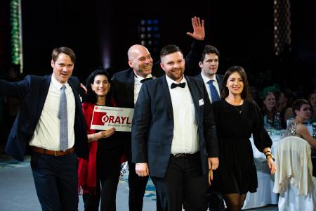 Große Freude bei unserer "Delegation" bei der Preisverleihung zu Deutschlands besten Arbeitgebern gestern in Berlin (v.l.n.r.): Marco Wotruba, Sibylle Malerz, Thomas Strehlow, Benjamin Laerbusch, Jörn Ebbers und Agnes Kruczek. (Bild: Great Place to Work®/Gregor Breloer)