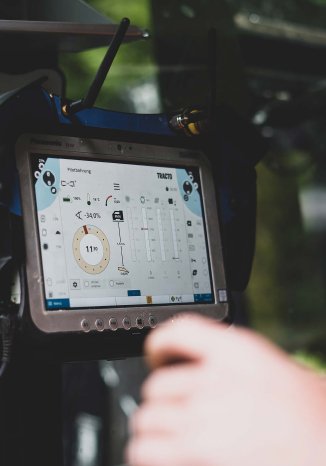 TRACTO_Fokus_DigitaleProdukte3_Upright (1).jpg