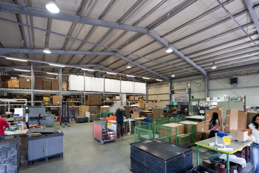 verpackungshalle.jpg