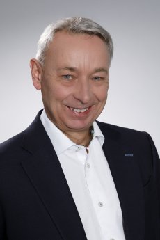 Linkenbach_Bobbie_Yaskawa.jpg