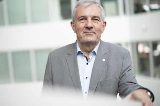 KUKA_Dr. Joachim Döhner.jpg