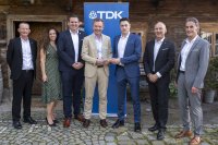 from left: Peter Miller (TDK), Susanne Ertl (TDK), Matthias Schwendemann (Avnet Abacus), Hagen Goetze (Avnet Abacus), Jonathan Baumgartner (TDK), Dietmar Jaeger (TDK), Peter Arch (TDK)