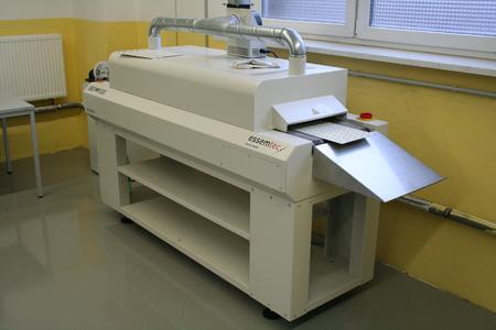 Der Konvektionsofen RO 300FC auch zum Löten auf Aluminiumkernen geeignet.