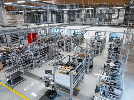 Werk Lahr_Produktionshalle.jpg