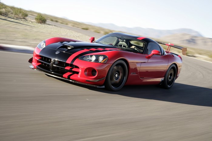 KW Viper SRT10 ACR Rekordweb.jpg