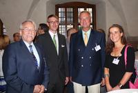Beim Regionalempfang der IHK Heilbronn-Franken im Werthei-mer Kloster Bronnbach (von links): IHK-Präsident Prof. Dr. Ha-rald Unkelbach, Christof Geiger, neuer Leiter der IHK-Geschäftsstelle Bad Mergentheim, Wertheims Oberbürgermeis-ter Stefan Mikulicz und IHK-Hauptgeschäftsführerin Elke Schweig (Foto: Marquart)