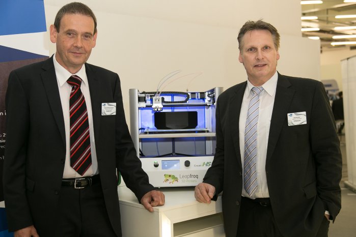 IM.TOP 2015_Rudolf Ehrmanntraut, Senior Manager 3D Printing & 3D Scanning mit Uwe Becker, d.jpg
